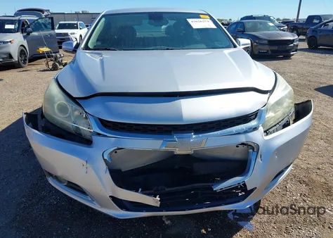 2015 Chevrolet Malibu 2Lt из США, поврежденный, VIN 1G11D5SL6FF106495